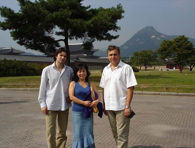 With conductor Christian Sandu(Romania) & Yu Son Yong Choi (soprano), South Korea
