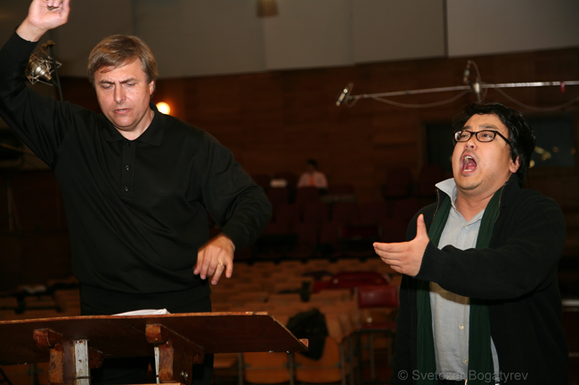 Conductor Vladimir Sheiko & Ho-yoon Chung (tenor, Korea)