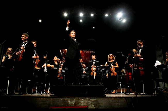 Algeria. VI International Festival of Symphonic Music. During the concert.