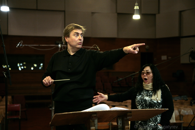 Conductor Vladimir Sheiko & In Hye Kim (soprano, Korea)
