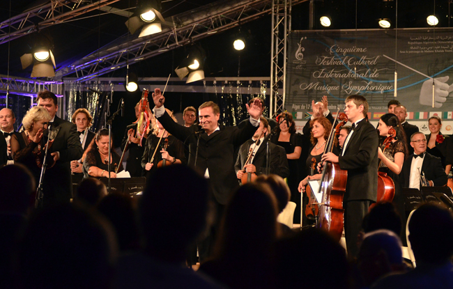 Vladimir Sheiko. Algeria. V International Festival of Symphonic Music. During the concert.